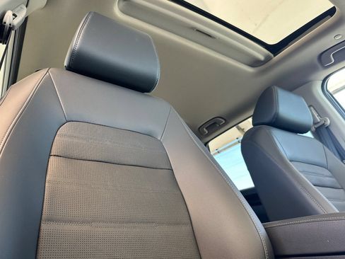 Certified 2024 Honda CR-V EX-L image 17