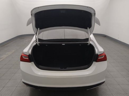 Used 2020 Chevrolet Malibu RS FWD image 29