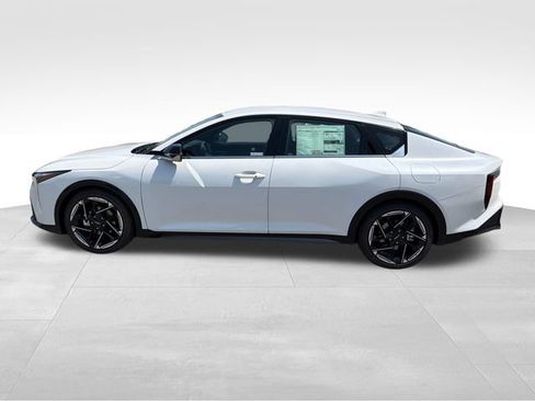 New 2026 Kia K4 GT-Line FWD image 4