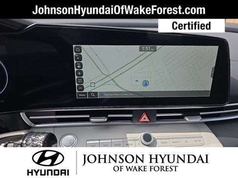 Used 2025 Hyundai Elantra Limited FWD image 31