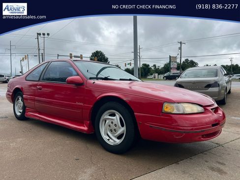 Used 1996 Ford Thunderbird LX RWD image 2