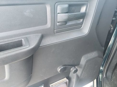 Used 2011 RAM 1500 ST w/ ST Popular Equipment Group AWD/4WD image 12