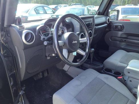 Used 2008 Jeep Wrangler Sahara w/ PWR Convenience Group image 8