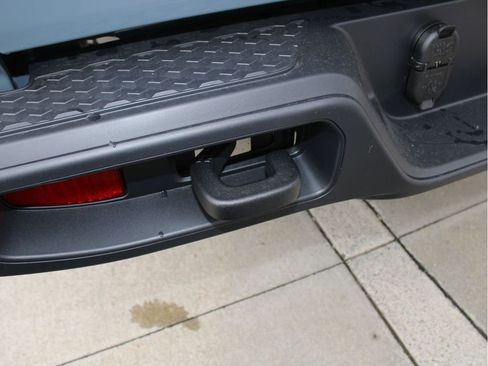 New 2025 Jeep Gladiator Sport image 38