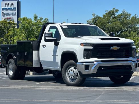 New 2026 Chevrolet Silverado 3500 W/T w/ WT Convenience Package AWD/4WD image 2