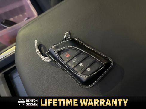 Used 2024 Lexus GX 550 image 30