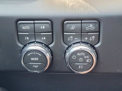 New 2026 GMC Sierra 1500 Denali w/ Denali Reserve Package AWD/4WD image 18