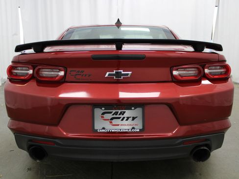 Used 2019 Chevrolet Camaro LT image 6