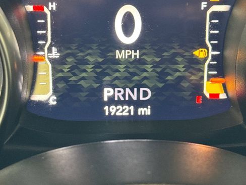 Used 2022 Jeep Wrangler Unlimited Sport AWD/4WD image 9