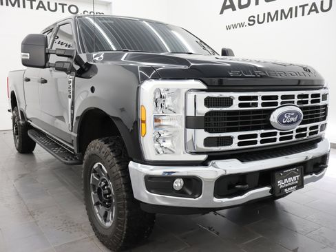 Used 2024 Ford F250 XLT w/ Tremor Off-Road Package image 2