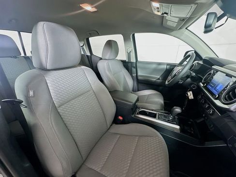 Used 2020 Toyota Tacoma SR5 image 26