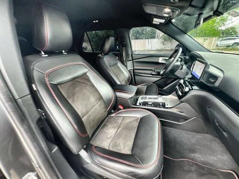 Used 2022 Ford Explorer ST-Line w/ Class IV Trailer Tow Package image 27