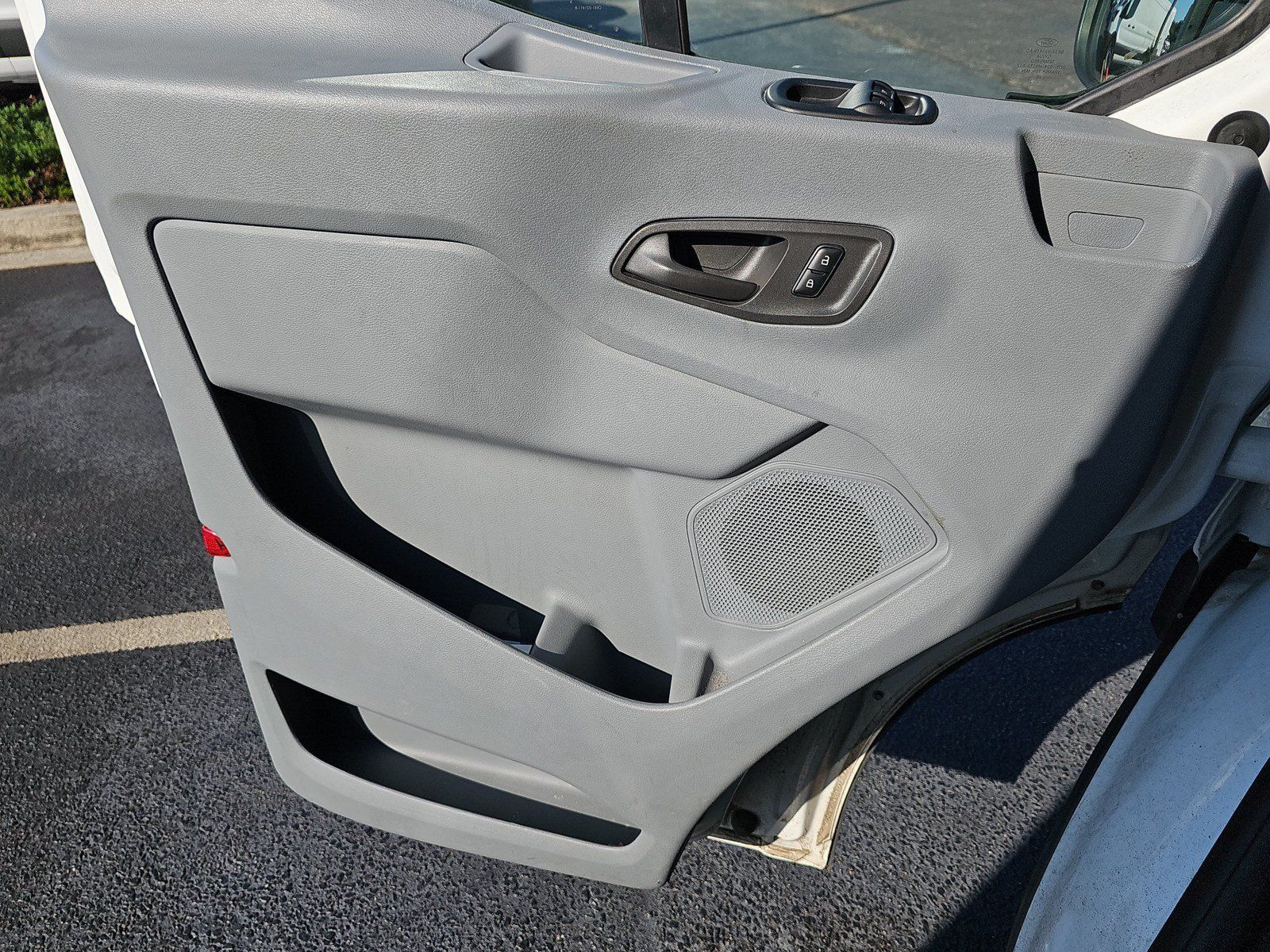 Used 2019 Ford Transit 350 XLT RWD image 25