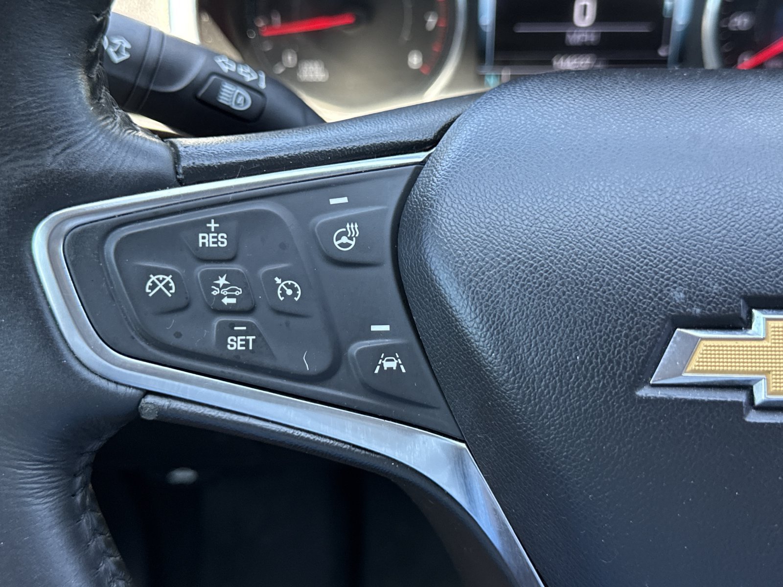 Used 2017 Chevrolet Malibu Premier w/ Premier Sun and Wheel Package FWD image 23