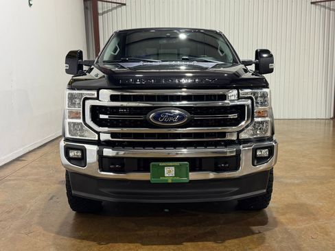 Used 2021 Ford F250 Lariat w/ Lariat Value Package image 2