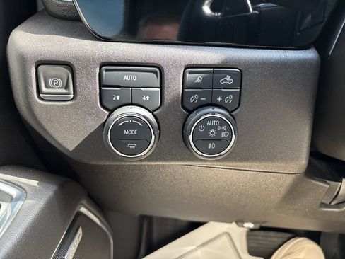 Used 2023 Chevrolet Silverado 1500 RST w/ Convenience Package II AWD/4WD image 19