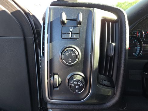 Used 2016 Chevrolet Silverado 2500 LT w/ All Star Edition AWD/4WD image 22