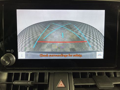 Used 2024 Toyota RAV4 LE image 22