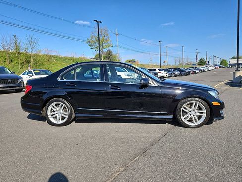 Used 2013 Mercedes-Benz C 300 Sport image 8