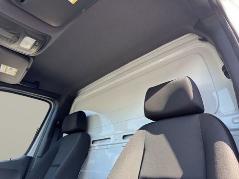 Used 2019 Mercedes-Benz Sprinter 170 w/ Chrome Grille Package image 20