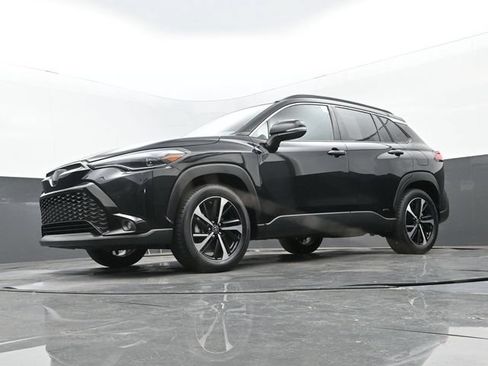 Used 2023 Toyota Corolla Cross AWD Hybrid w/ Convenience Package image 26