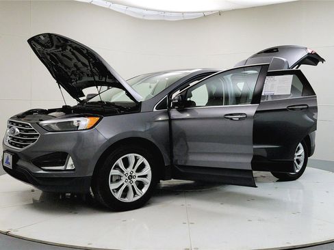 Used 2024 Ford Edge Titanium AWD/4WD image 11