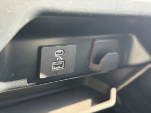 Certified 2022 Ford F150 XLT w/ Trailer Tow Package image 17