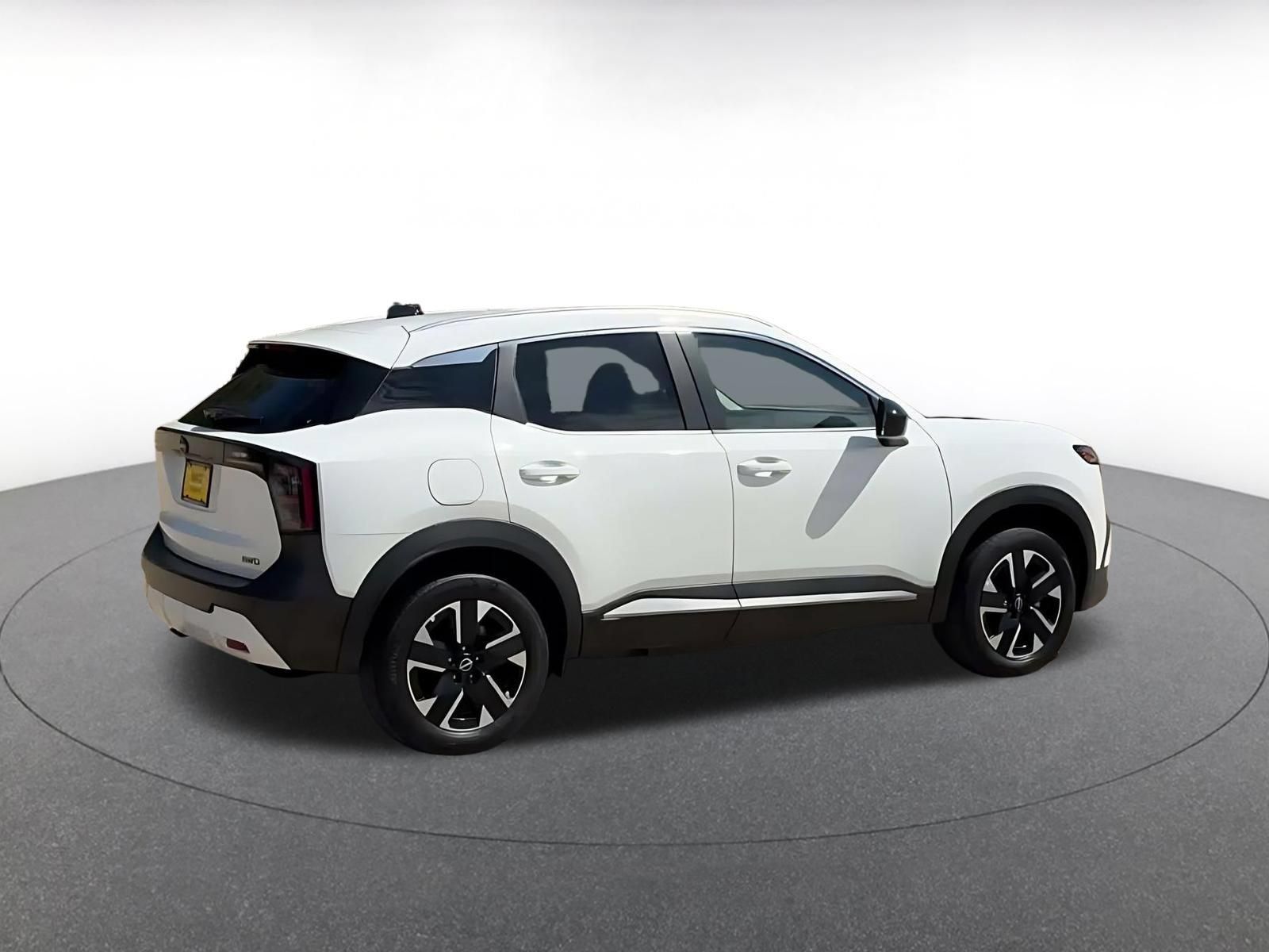Used 2026 Nissan Kicks SV w/ Cold Weather Package AWD/4WD image 14