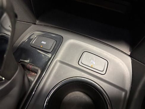 Used 2023 Chevrolet Equinox RS AWD/4WD image 21