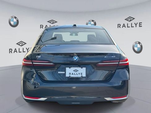 Certified 2025 BMW i5 xDrive40 w/ Premium Package image 5