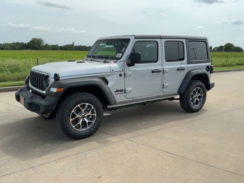 New 2024 Jeep Wrangler Sport S image 4