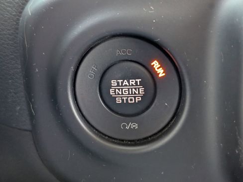 Used 2021 Jeep Wrangler Unlimited Sahara image 16