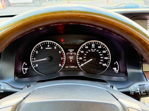 Used 2015 Lexus ES 350 w/ Luxury Package FWD image 20