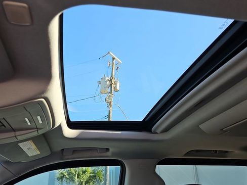 Used 2019 GMC Yukon XL Denali w/ Open Road Package image 30