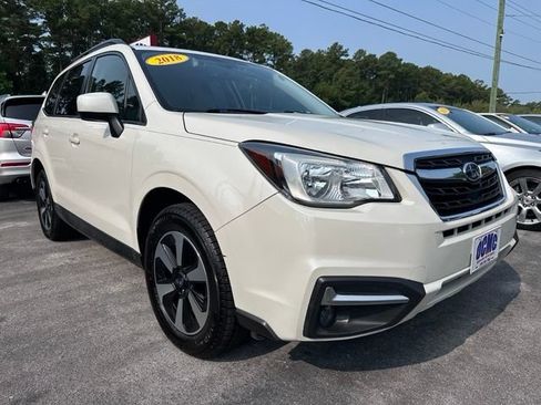 Used 2018 Subaru Forester 2.5i Premium AWD/4WD image 1