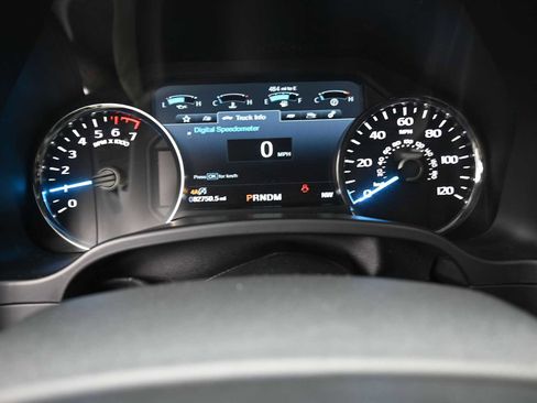 Used 2020 Ford F150 Lariat w/ Equipment Group 502A Luxury image 6