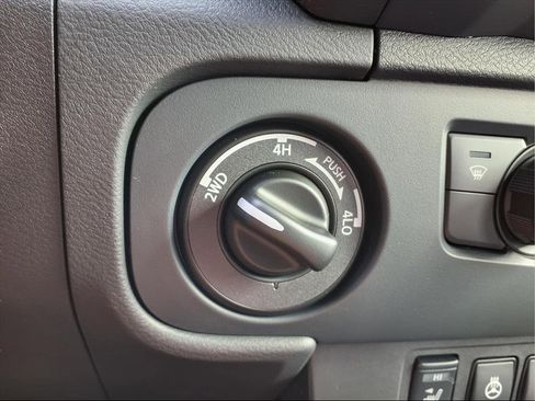 New 2026 Nissan Frontier PRO-4X w/ Tow Package image 15