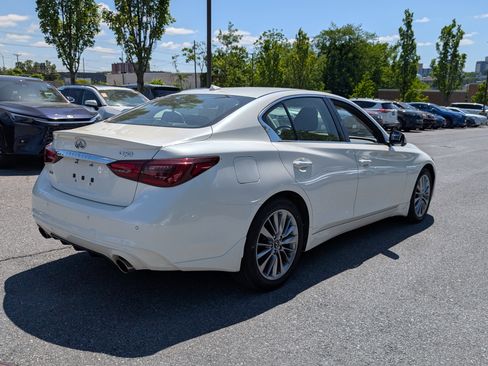 Used 2022 INFINITI Q50 Luxe w/ Cargo Package image 4