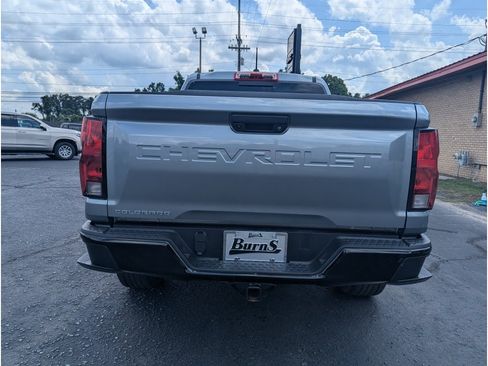 Used 2024 Chevrolet Colorado Trail Boss w/ Advanced Trailering Package AWD/4WD image 4