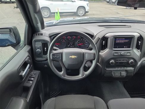 Used 2020 Chevrolet Silverado 1500 Custom w/ Custom Value Package image 38