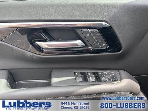 New 2025 Chevrolet Suburban Premier AWD/4WD image 13