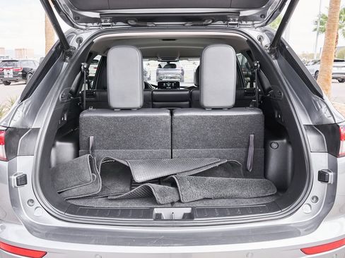 Used 2024 Mitsubishi Outlander SE image 8