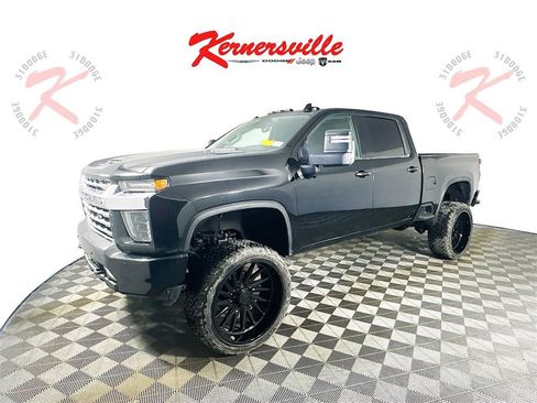 Used 2020 Chevrolet Silverado 2500 LTZ w/ LTZ Premium Package image 3