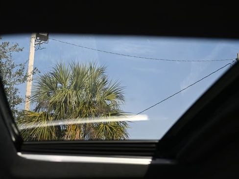 Used 2025 GMC Sierra 1500 Denali Ultimate image 28