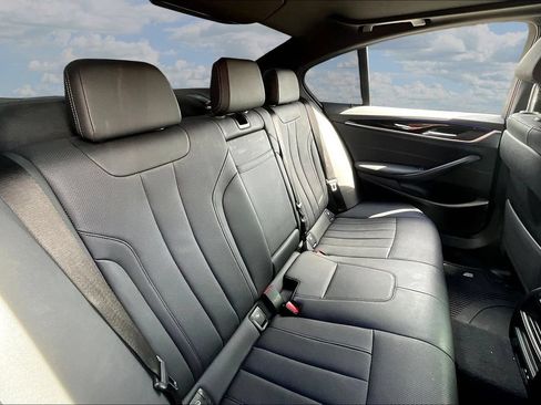 Used 2023 BMW 540i w/ M Sport Package RWD image 25