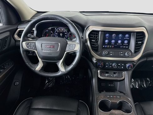 Used 2023 GMC Acadia Denali w/ Denali Ultimate Package FWD image 24
