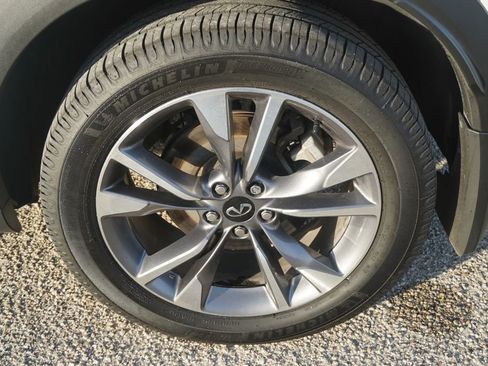 Used 2023 INFINITI QX60 Luxe image 9