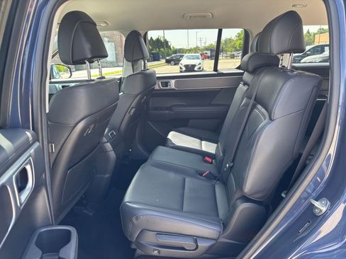 Used 2025 Hyundai Santa Fe SEL AWD/4WD image 28