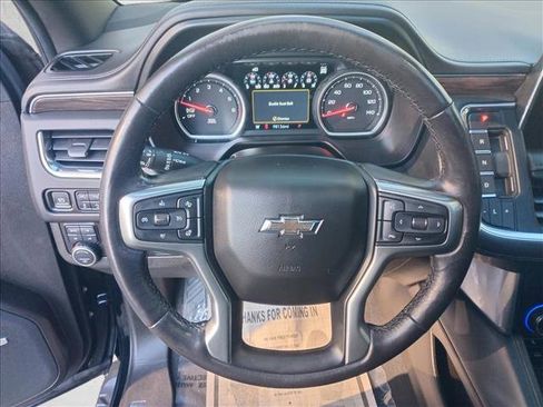 Used 2021 Chevrolet Tahoe Z71 w/ Z71 Off-Road Package image 17