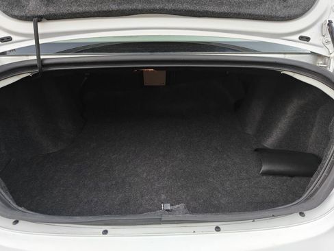 Used 2014 Chrysler 200 Touring image 19